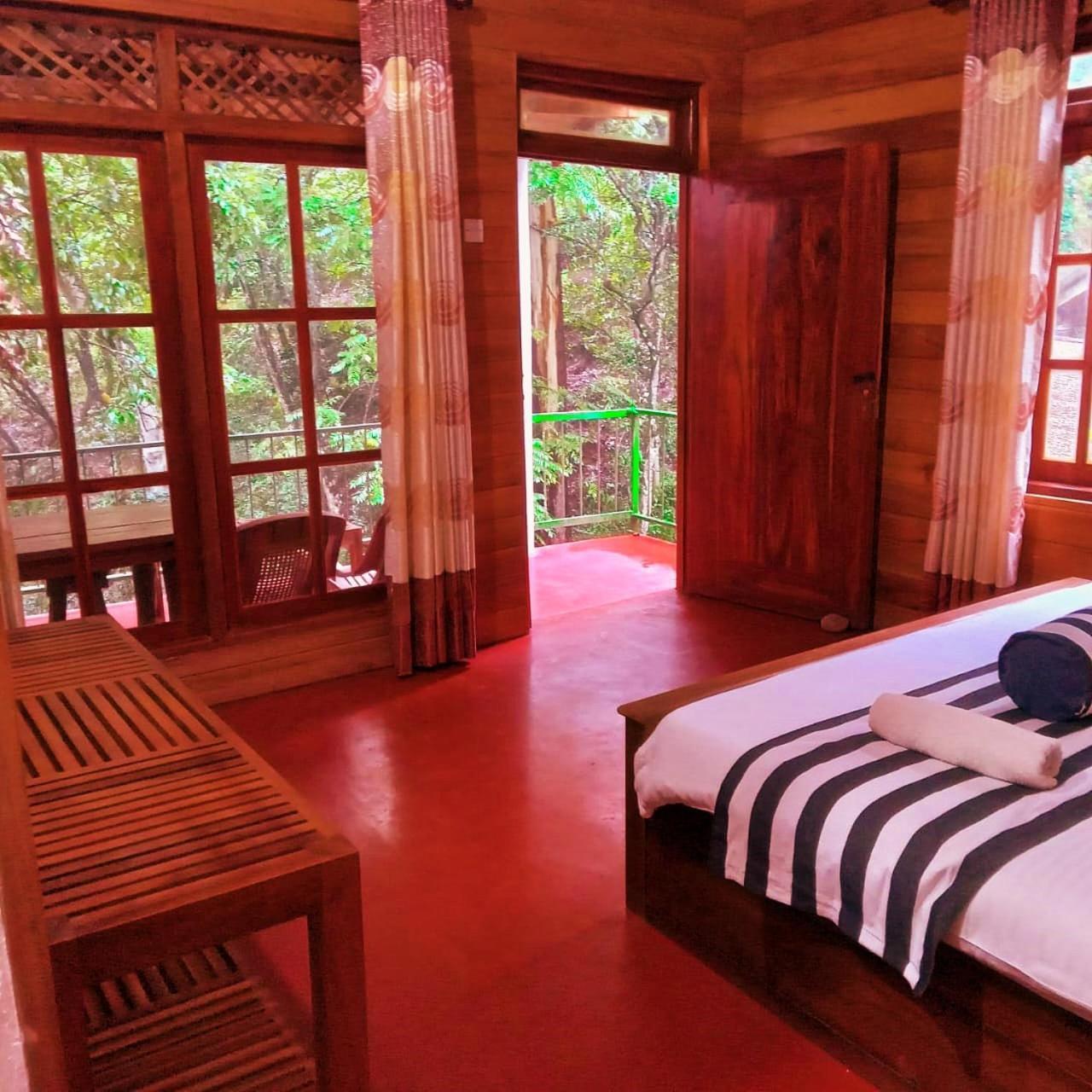 Green Cottage Ела Екстериор снимка
