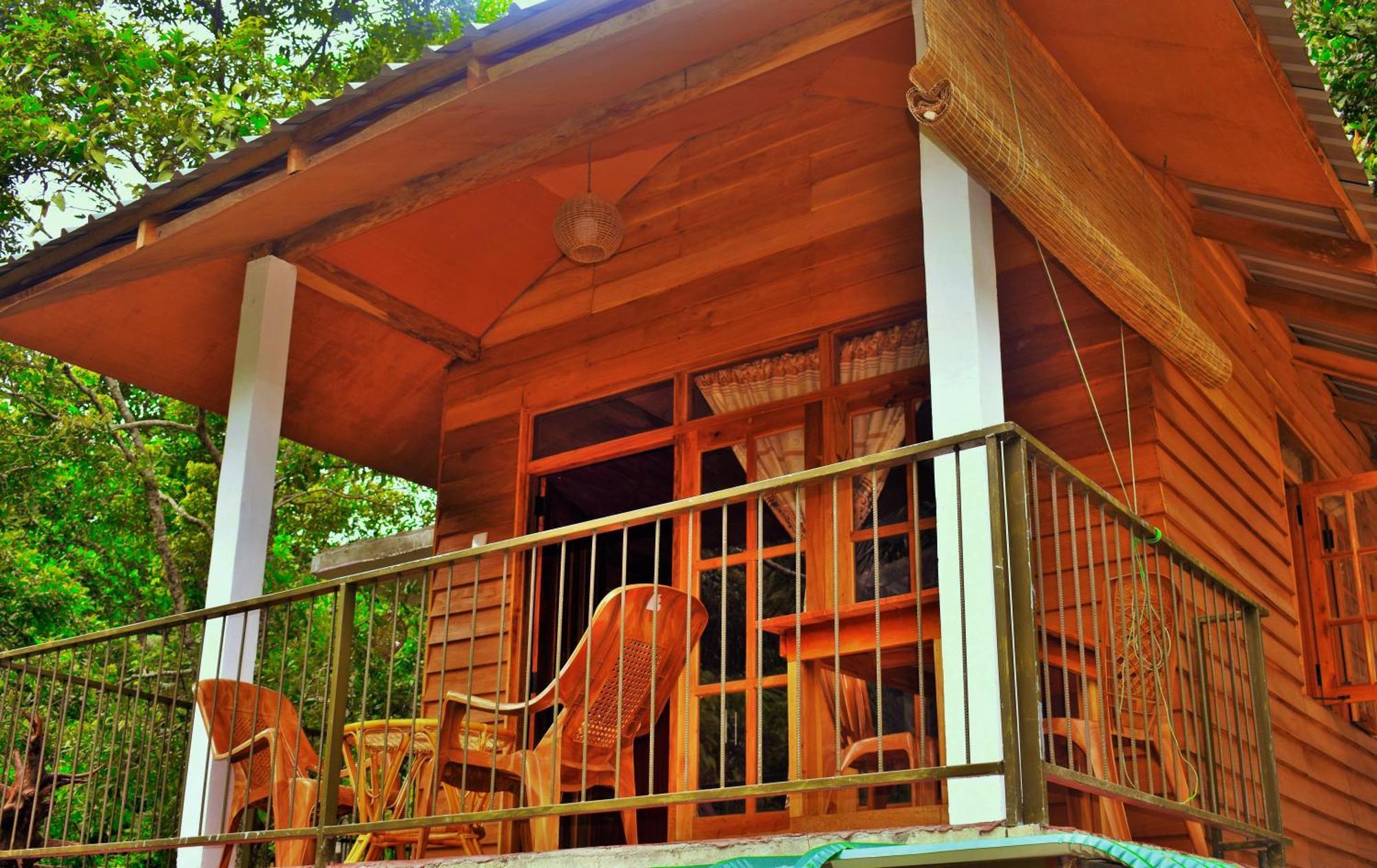 Green Cottage Ела Екстериор снимка